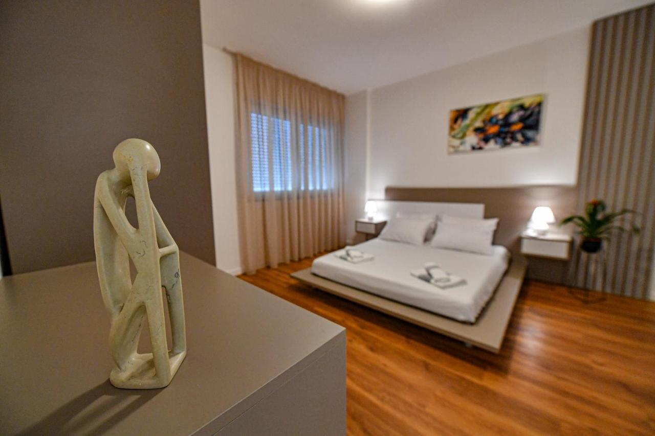 New Central Apartment Shkodra Exterior foto